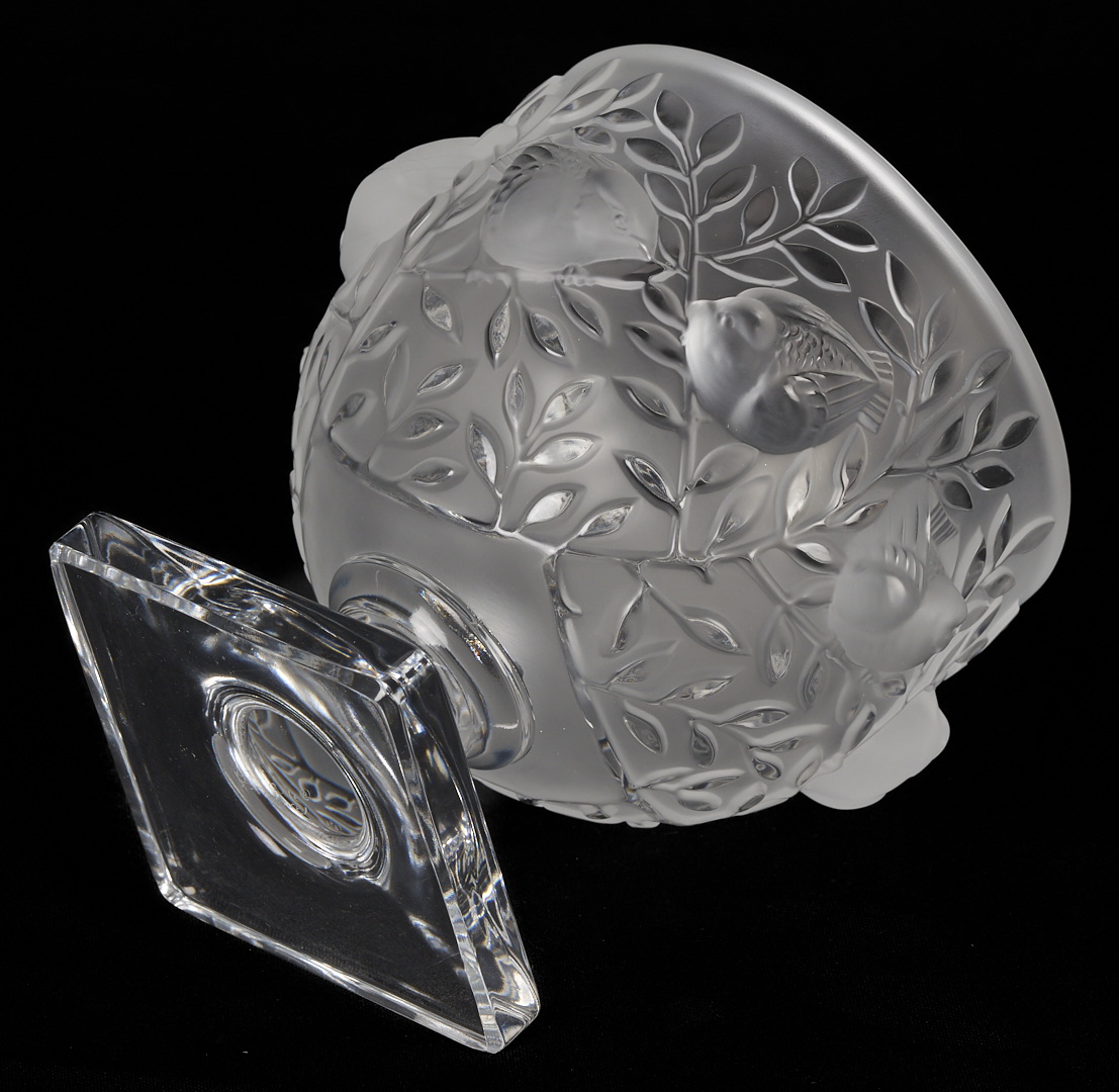Lot 1015: Three Lalique Items: “Figuera” Vase, “Elizabeth Bowl”, “Enfants” Dresser Box