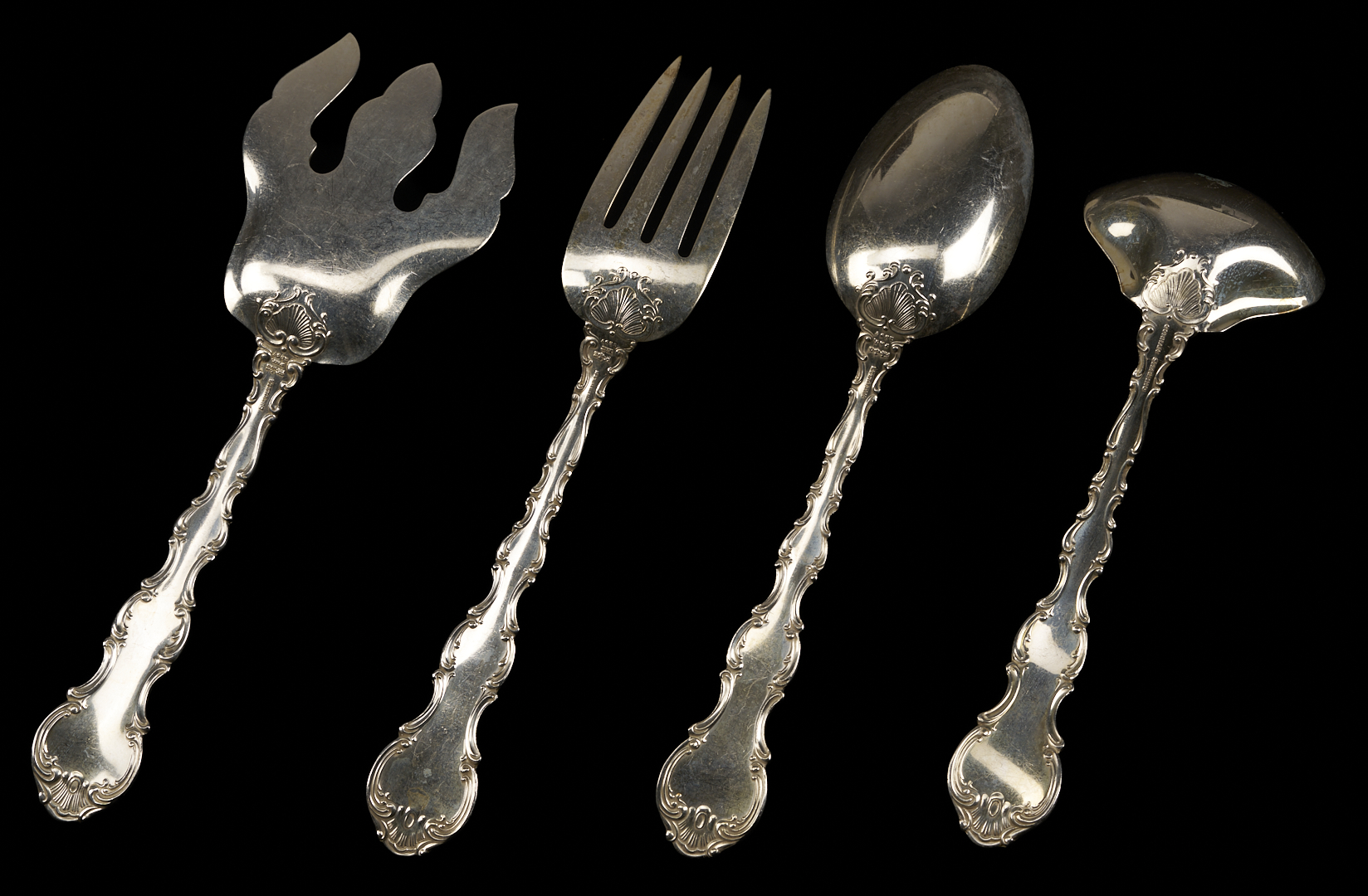 Lot 105: 90 Pcs Gorham Sterling Flatware, Strasbourg Pattern