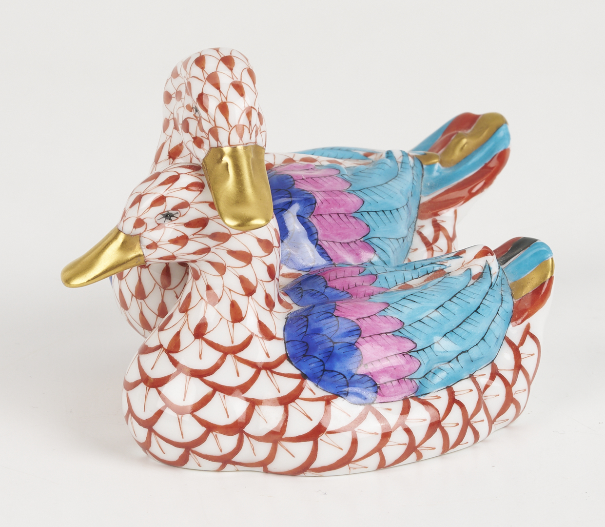 Lot 1073: 8 Porcelain & Hardstone Figures: Herend, Royal Doulton, Birds