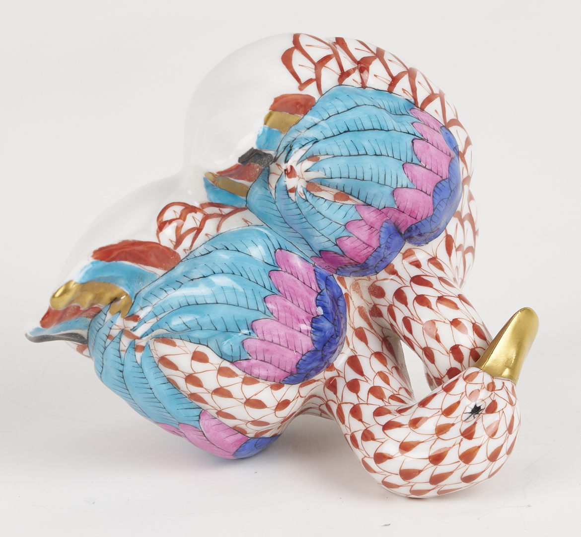 Lot 1073: 8 Porcelain & Hardstone Figures: Herend, Royal Doulton, Birds