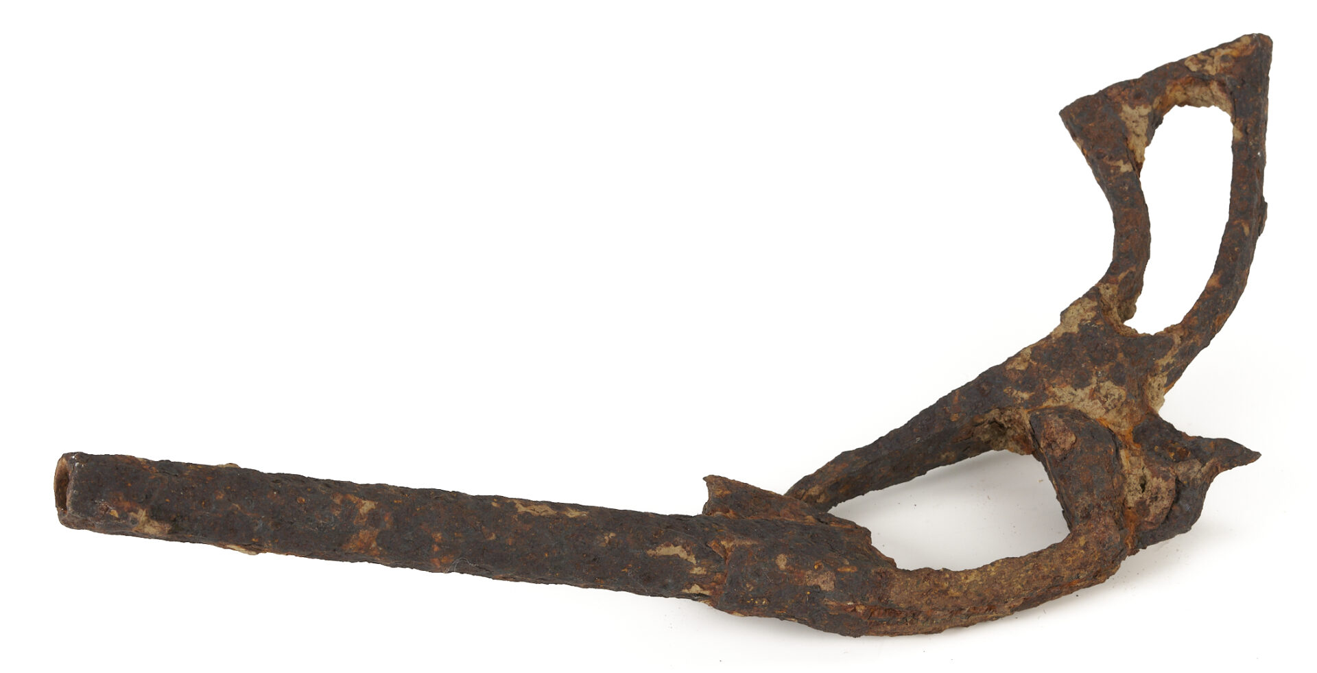 Lot 1084: 2 Newspapers, Relic Revolver, Minie balls and Clay Pipe, Hollybrook Farm, Blount Co.