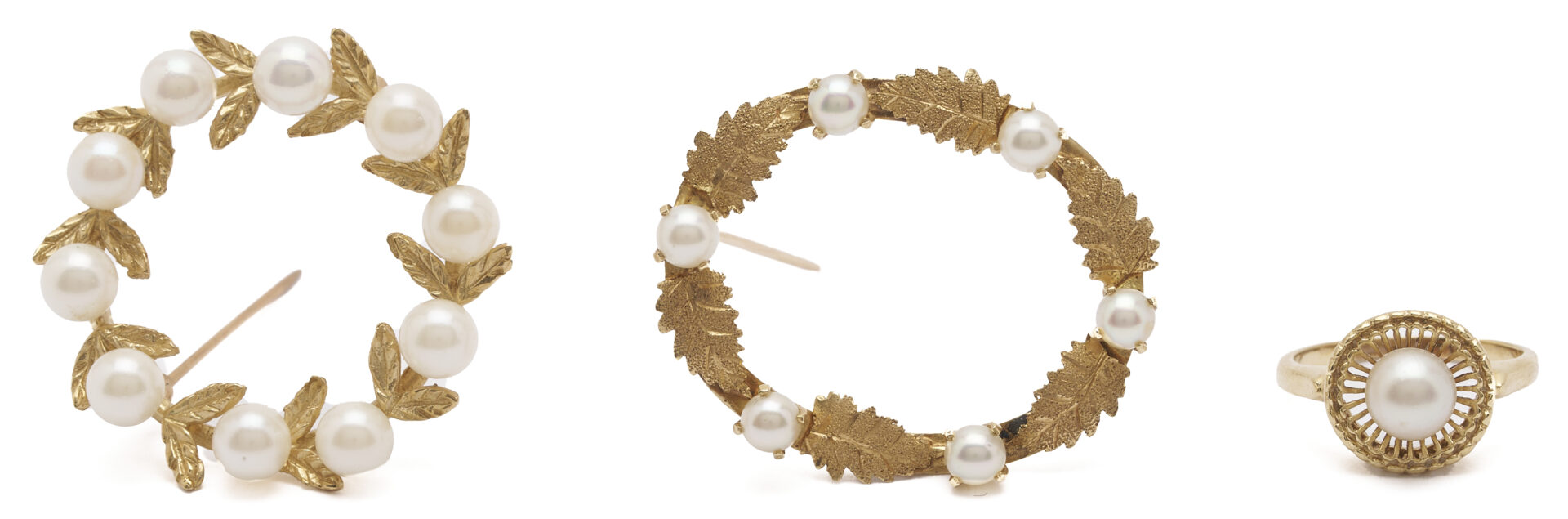 Lot 1137: Three 14K Gold & Pearl Jewelry Pieces