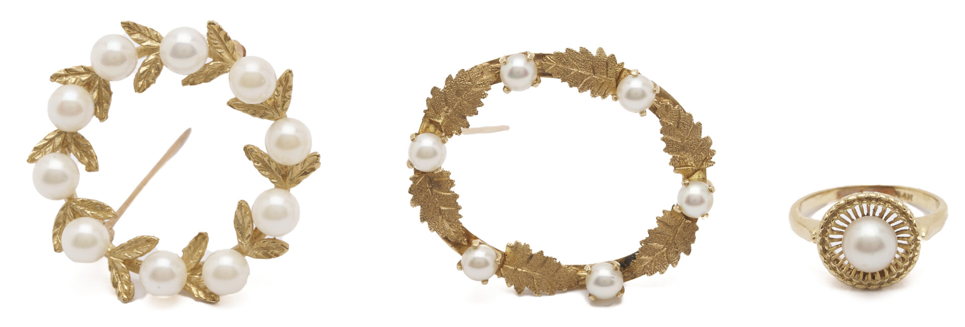 Lot 1137: Three 14K Gold & Pearl Jewelry Pieces