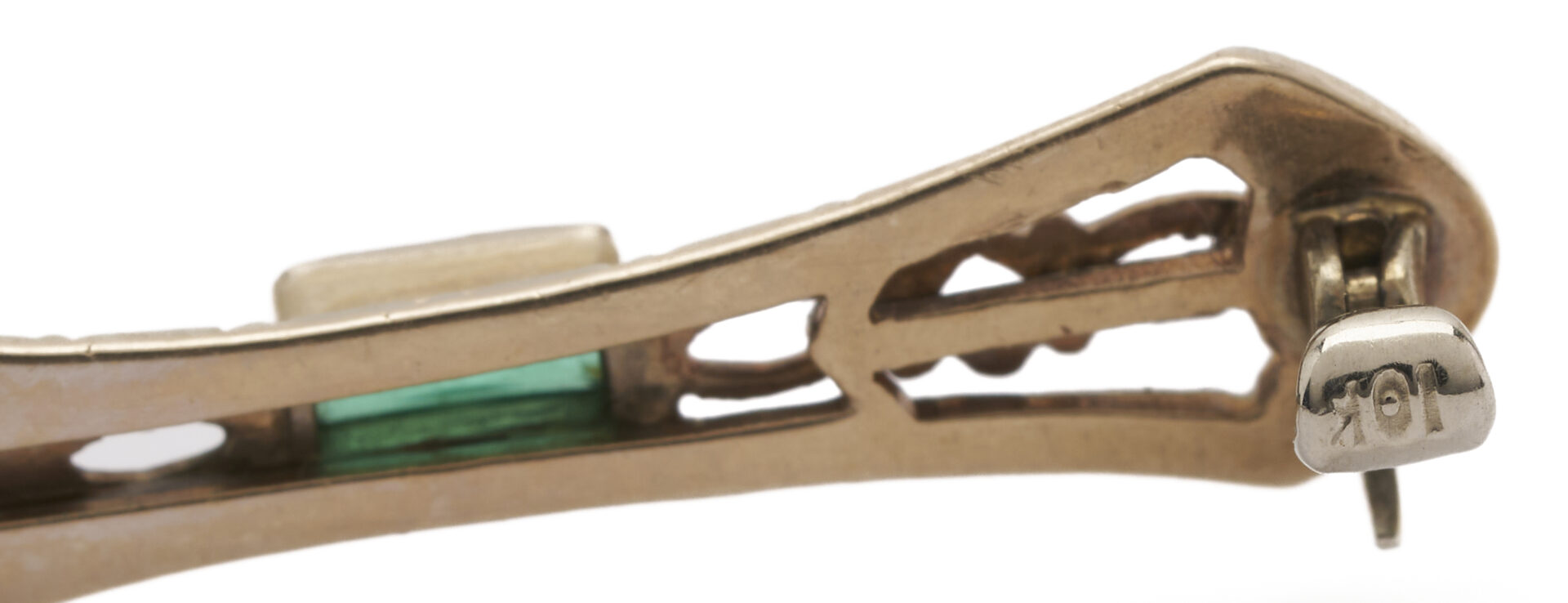 Lot 1138: 3 Gold Brooches & 2 Gold Earring Pairs