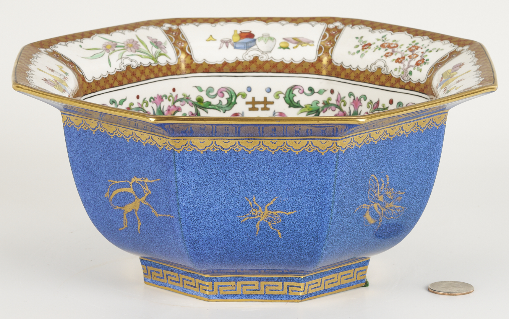Lot 1159: Wedgwood Lustre Powder Blue Chinoiserie Octagon Bowl