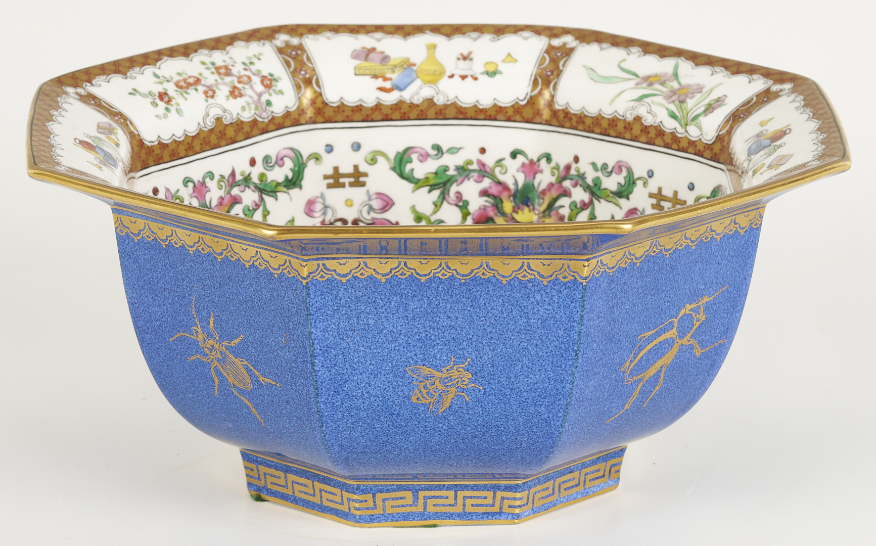 Lot 1159: Wedgwood Lustre Powder Blue Chinoiserie Octagon Bowl
