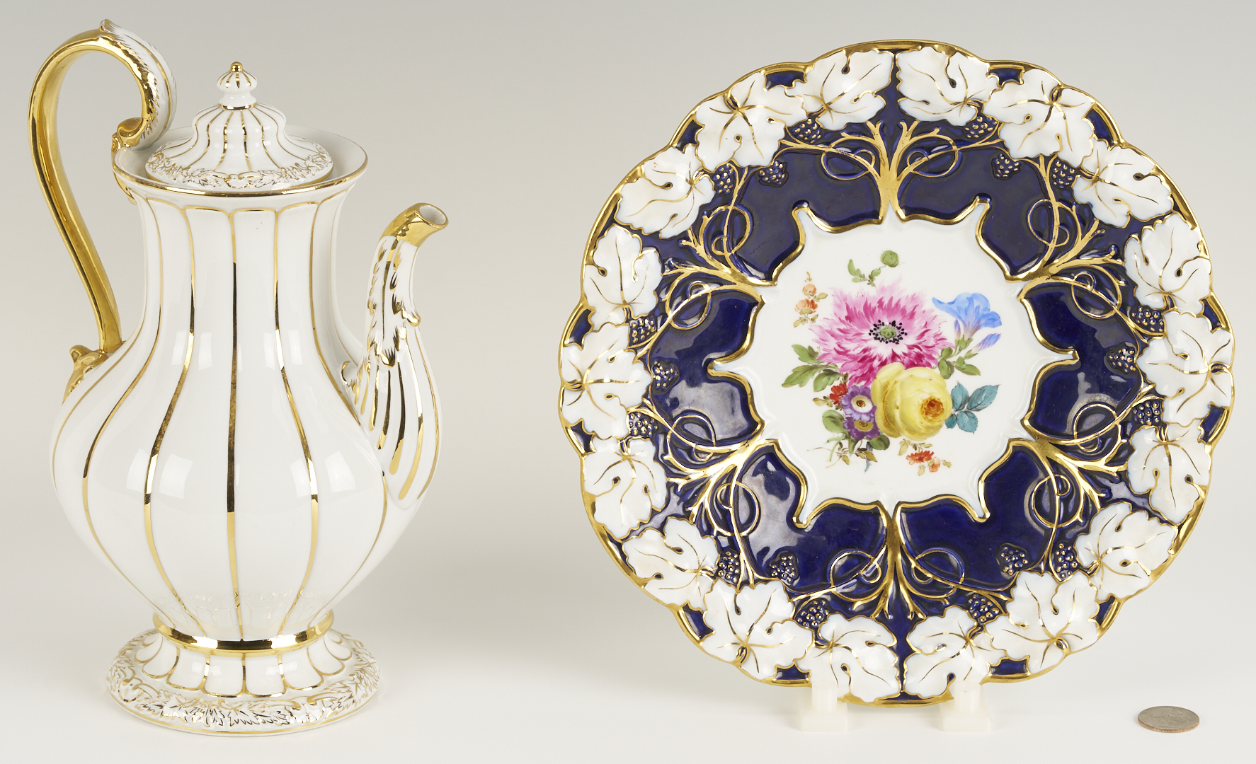 Lot 1160: 2 Meissen Porcelain Items, Coffee Pot & Bowl