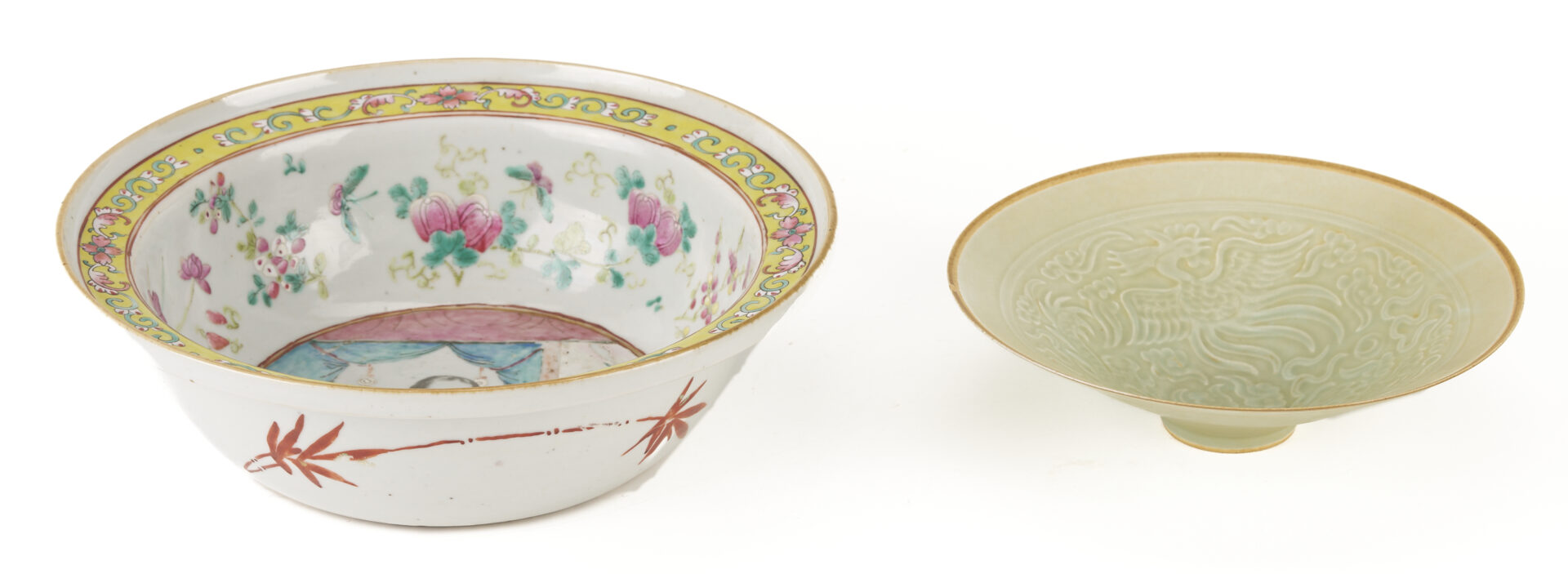 Lot 1163: Chinese Famille Rose Double Eared Vase and 4 Asian Porcelain Items