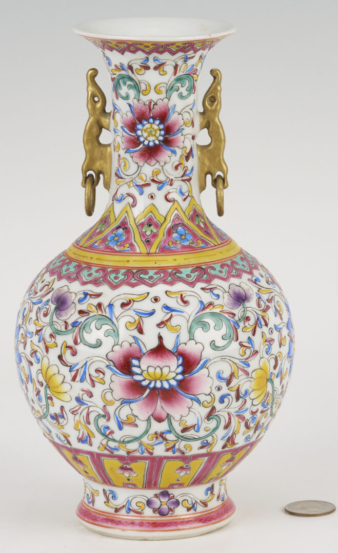 Lot 1163: Chinese Famille Rose Double Eared Vase and 4 Asian Porcelain Items