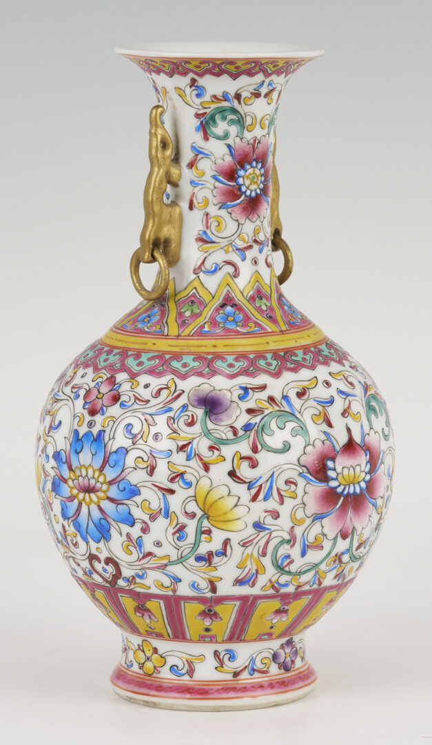 Lot 1163: Chinese Famille Rose Double Eared Vase and 4 Asian Porcelain Items