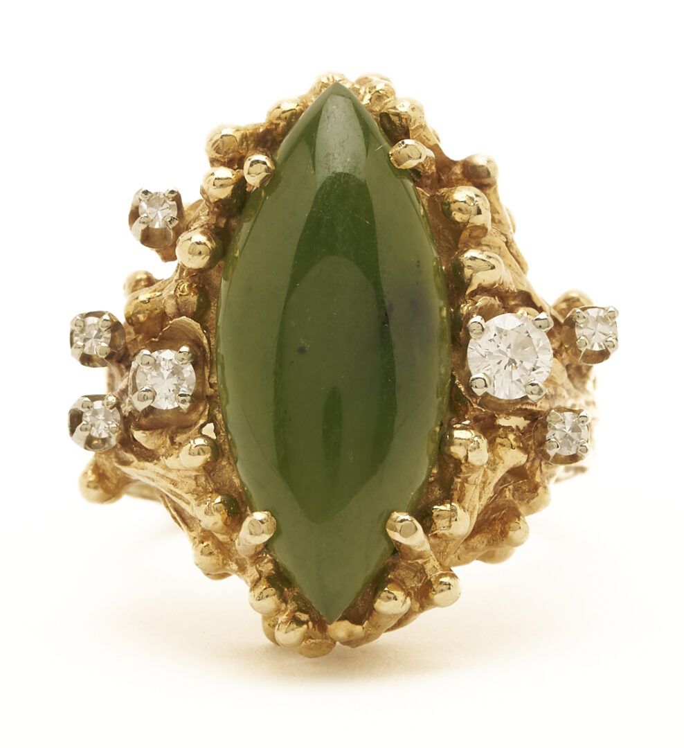 Lot 1249: 14K Gold, Jade & Diamond Ring