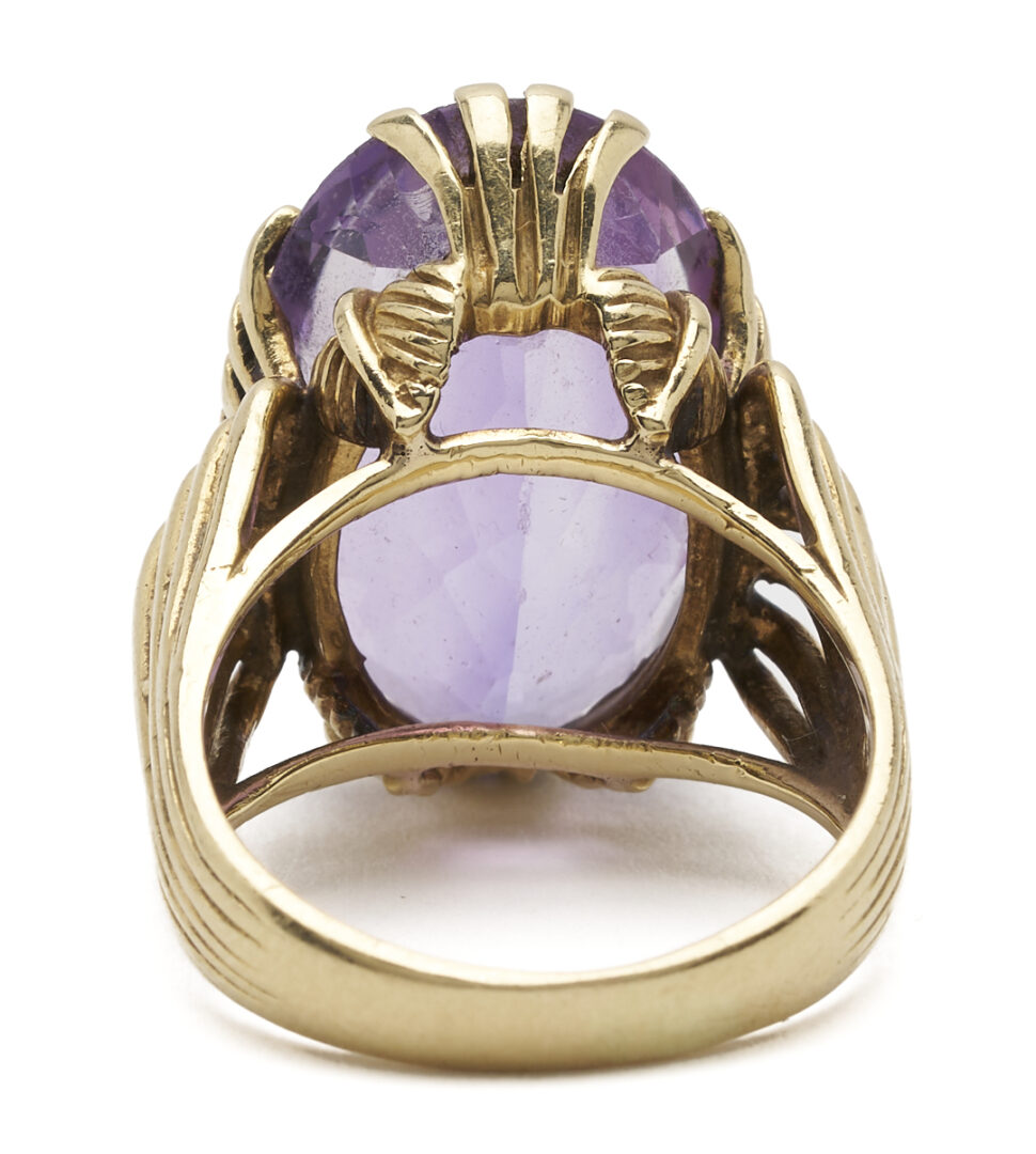 Lot 1259: 14K Gold & Amethyst Ring