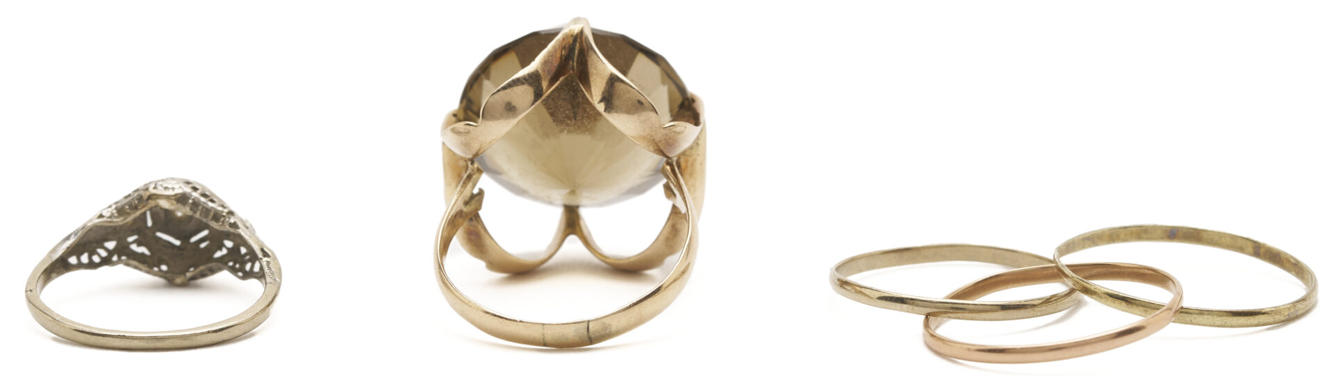 Lot 1267: 3 Ladies’ 14K Gold Rings