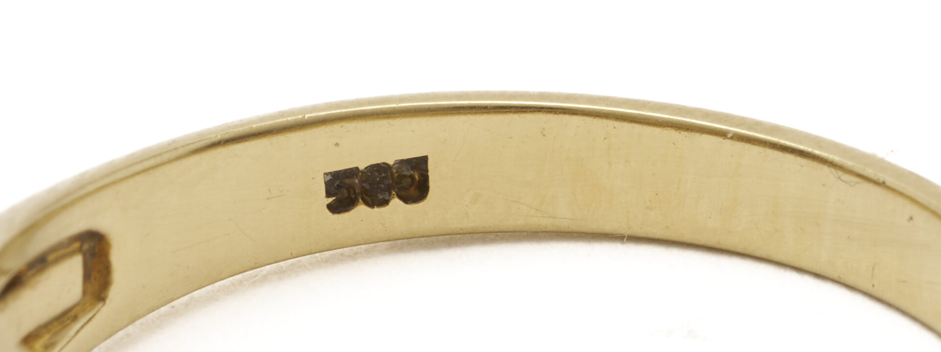 Lot 1269: 14K Gold & Diamond Ring (row of diamonds)