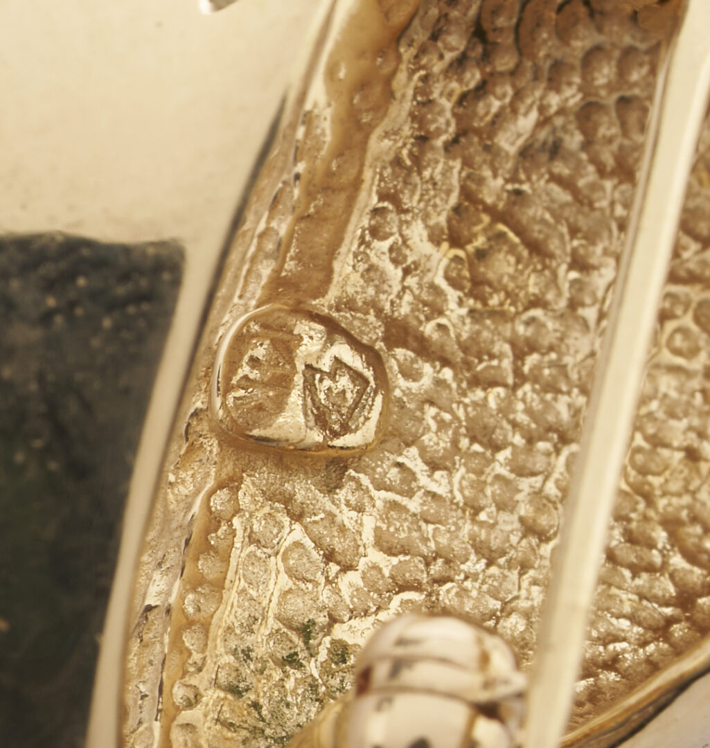 Lot 1291: 14K Gold & Diamond Heart Brooch