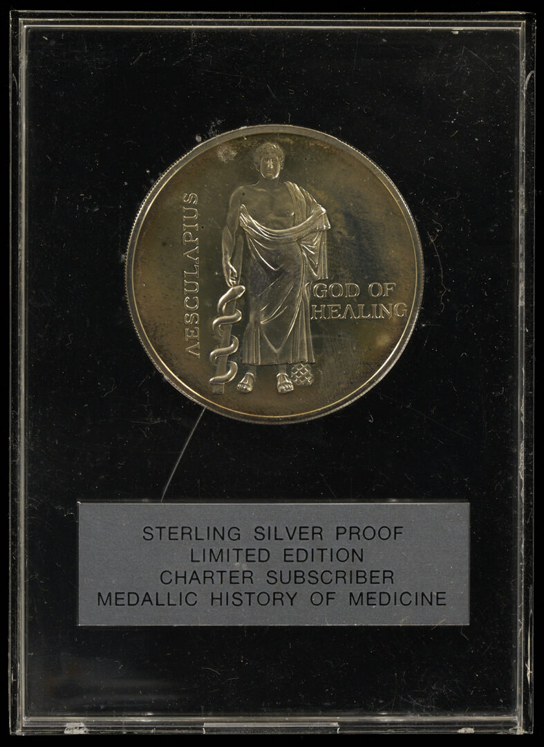 Lot 1293: 1973 Franklin Mint Calendar Silver Medallion, Original Box