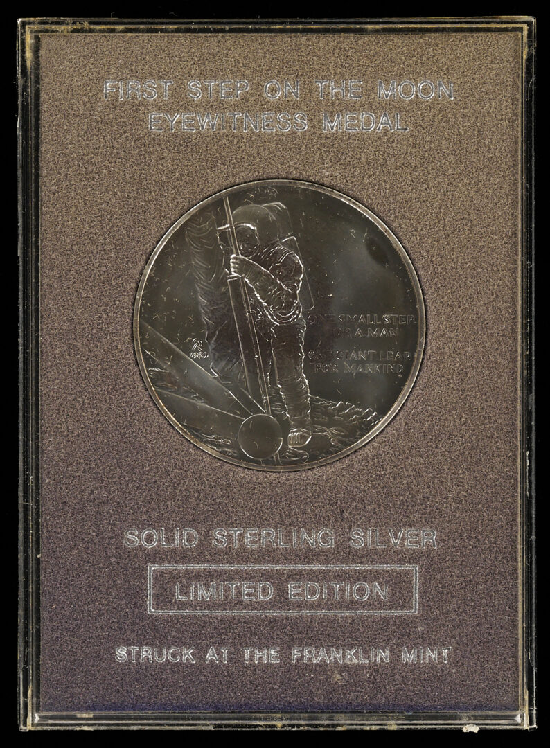 Lot 1293: 1973 Franklin Mint Calendar Silver Medallion, Original Box