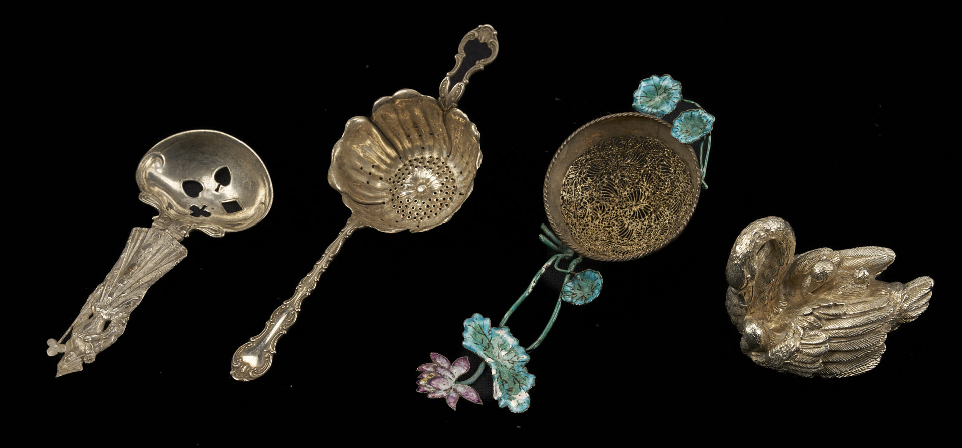 Lot 1299: 44 Novelty and Enameled Silver Items incl. Chinese