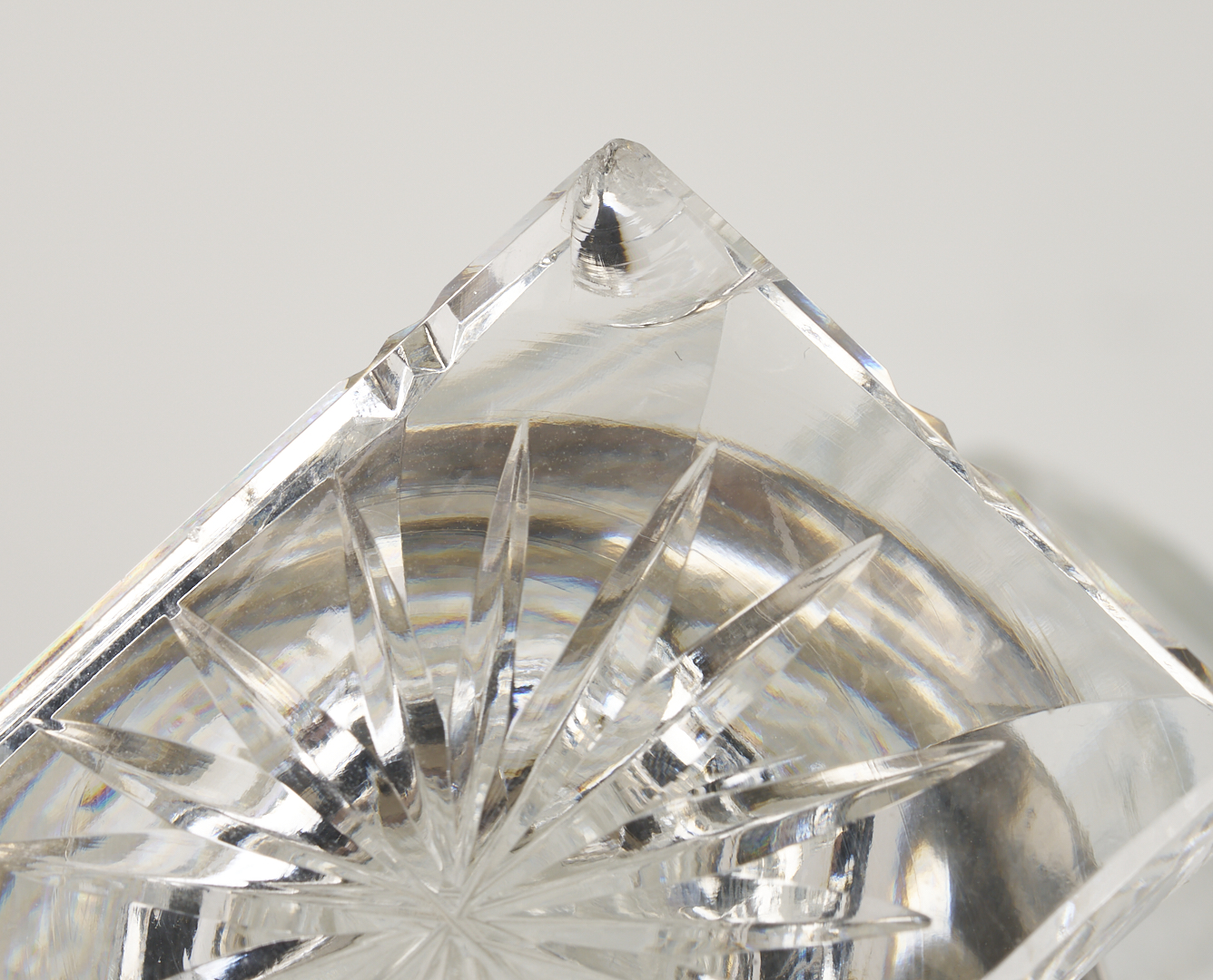 Lot 1308: 9 Bar Items: Wine Coaster Wagon, 6 Goblets, 2 Decanters