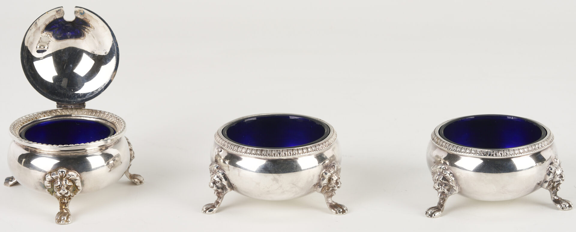 Lot 1309: 6 Silver items incl. Tiffany Silverplated Entree Dish