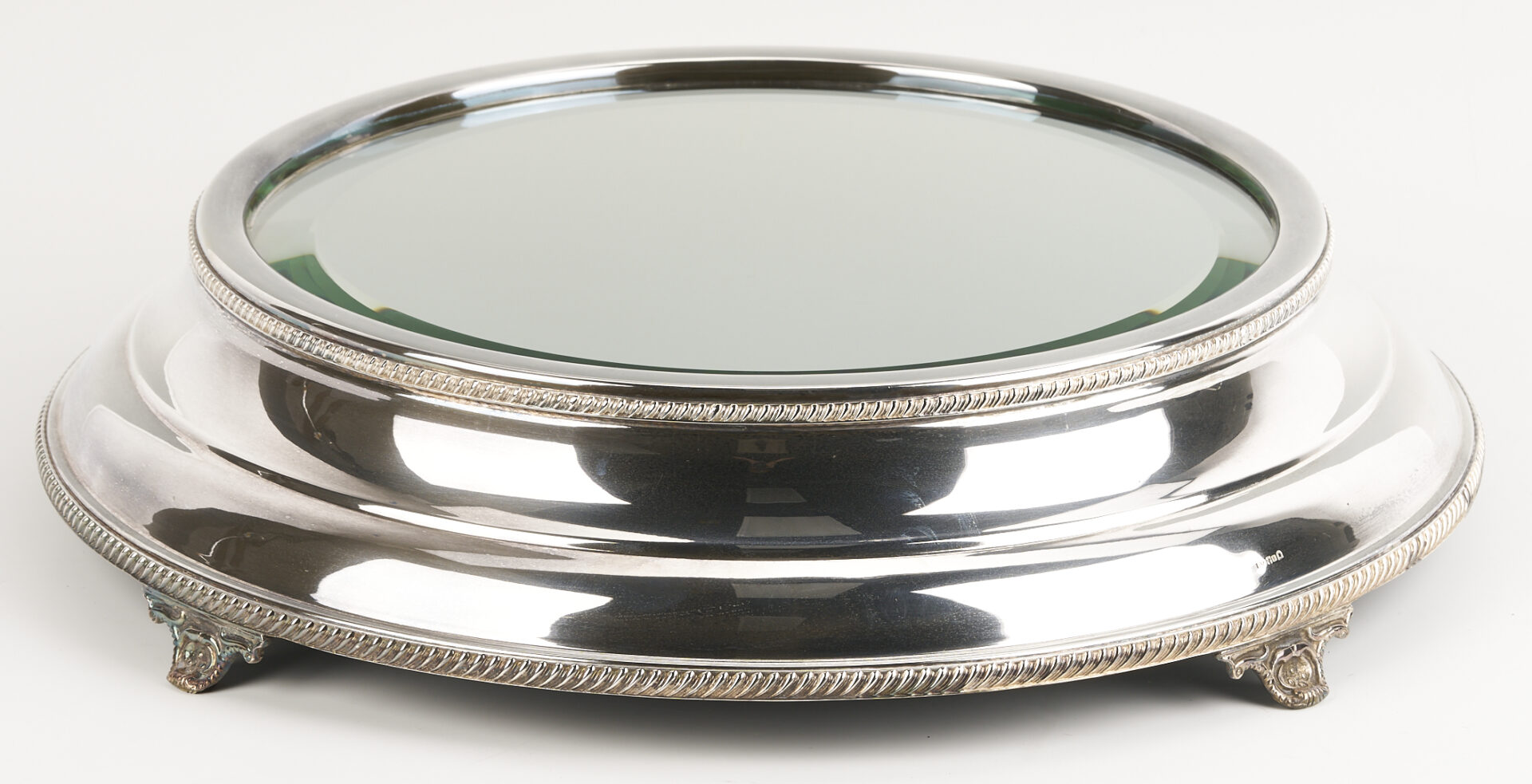 Lot 1311: Round Mirrored Silverplated Plateau