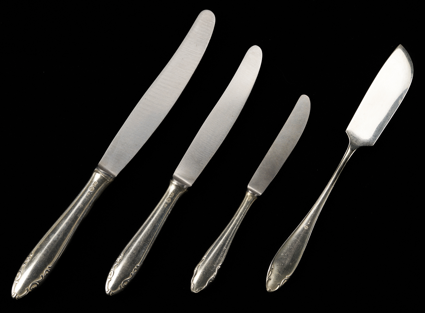 Lot 1312: Artkrupp Berndorf Art Deco Era Flatware, 118 pcs