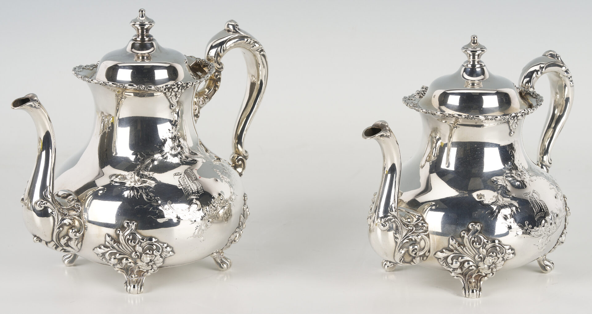 Lot 1313: 5 Piece Pairpoint Silverplated Tea Service Plus Alpadur Silverplate Mirror