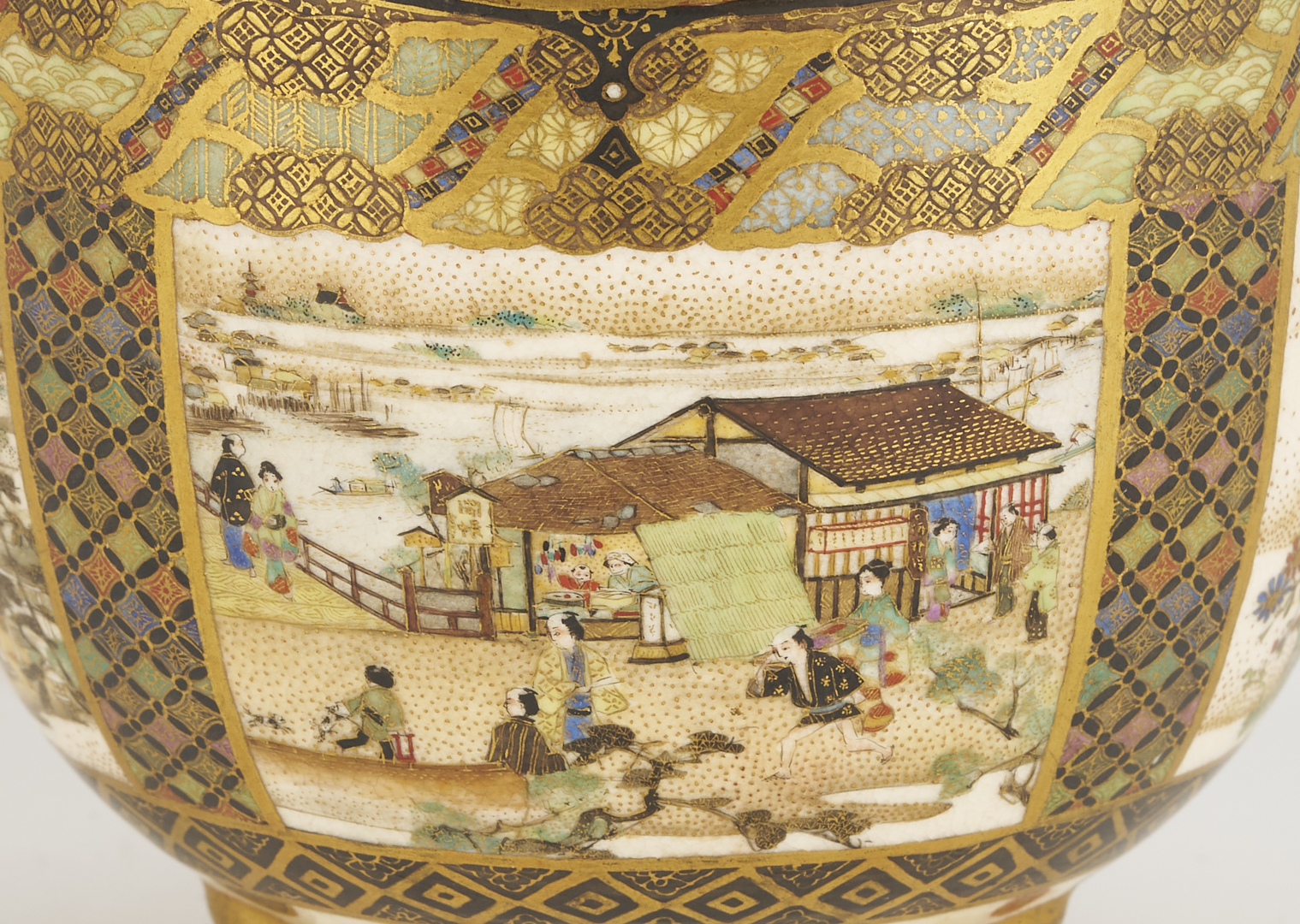 Lot 23: Satsuma Porcelain Cricket Cage