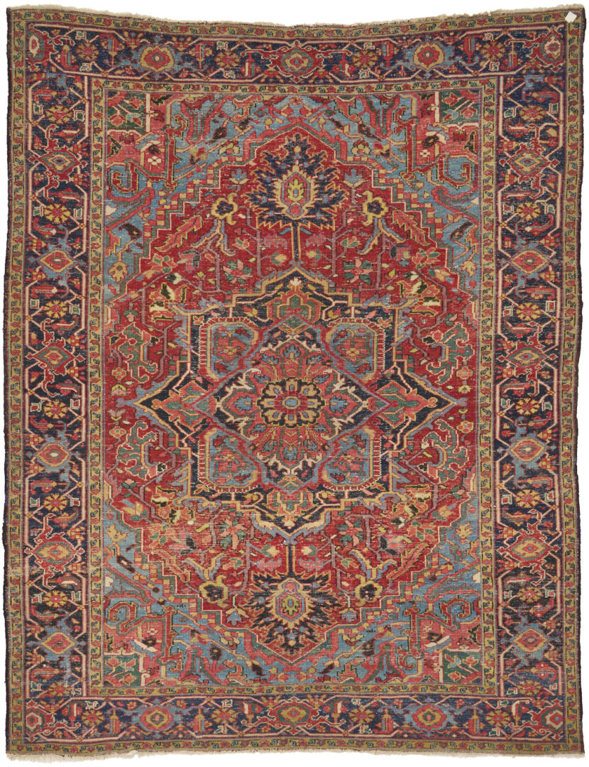 Lot 257: Room Sized Persian Heriz Rug, 9 x 12