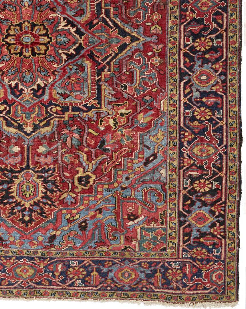 Lot 257: Room Sized Persian Heriz Rug, 9 x 12