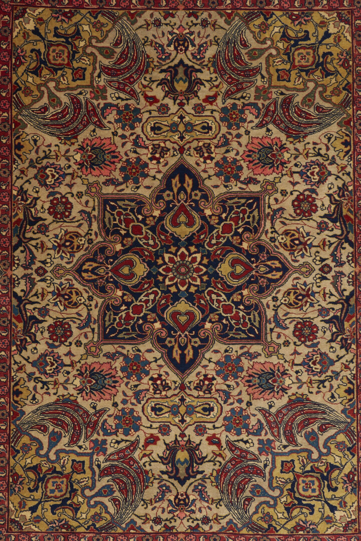 Lot 262: Persian Sarouk Rug, 4 x 6