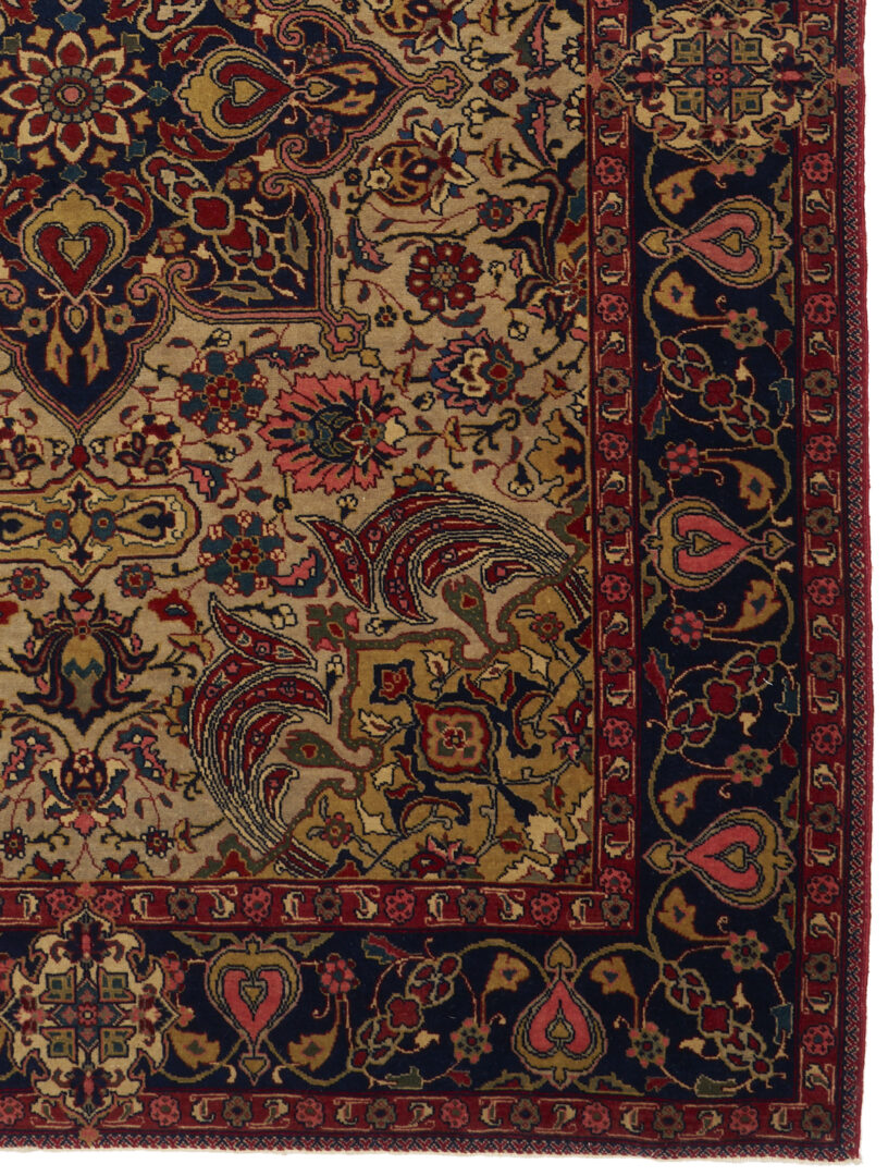Lot 262: Persian Sarouk Rug, 4 x 6