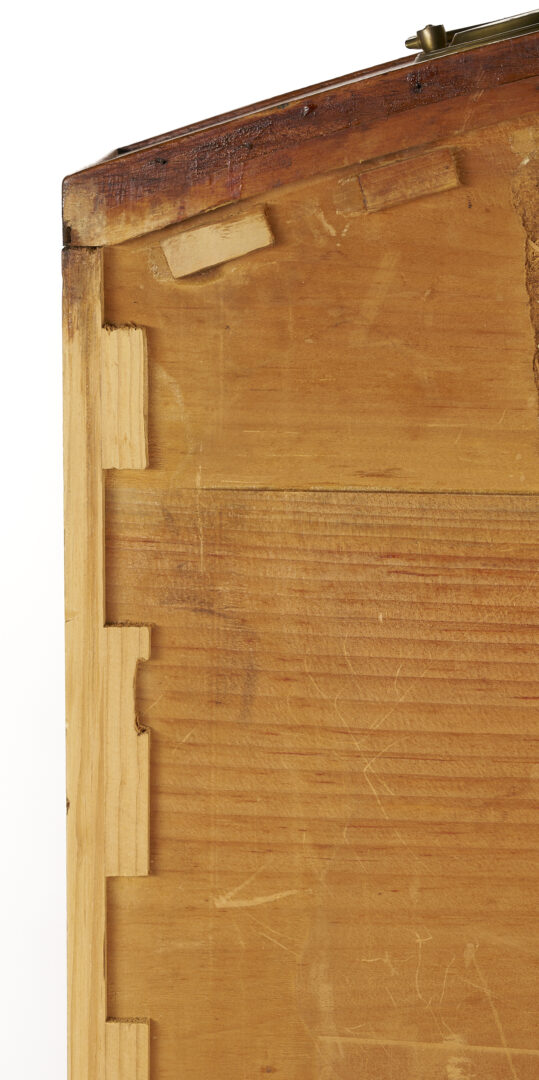 Lot 280: American Federal Mahogany Bow Front Chest