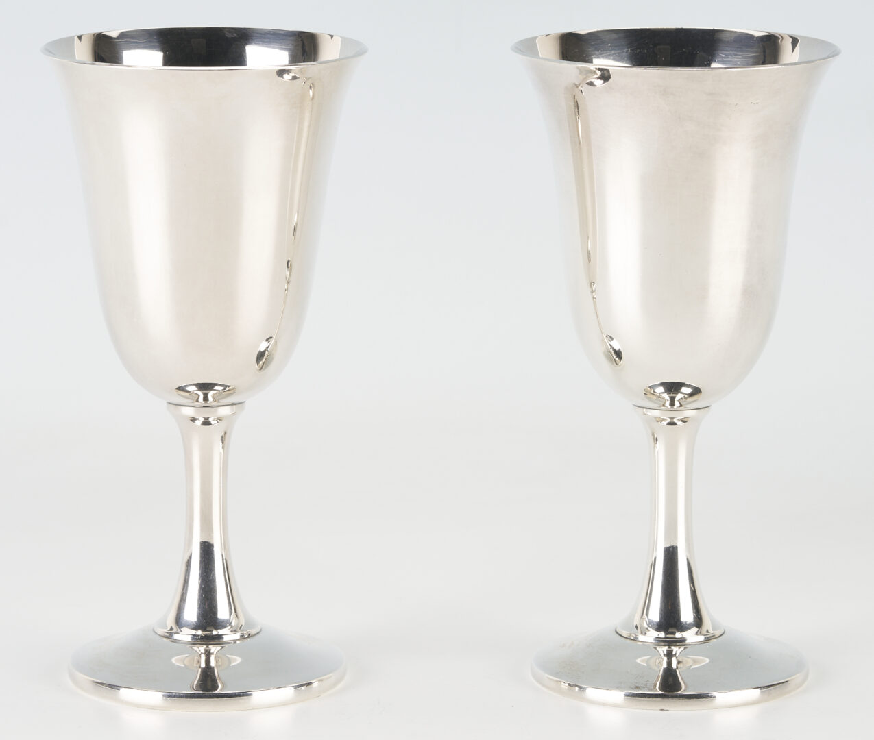 Lot 285: Set of 16 Wallace Sterling Silver Goblets