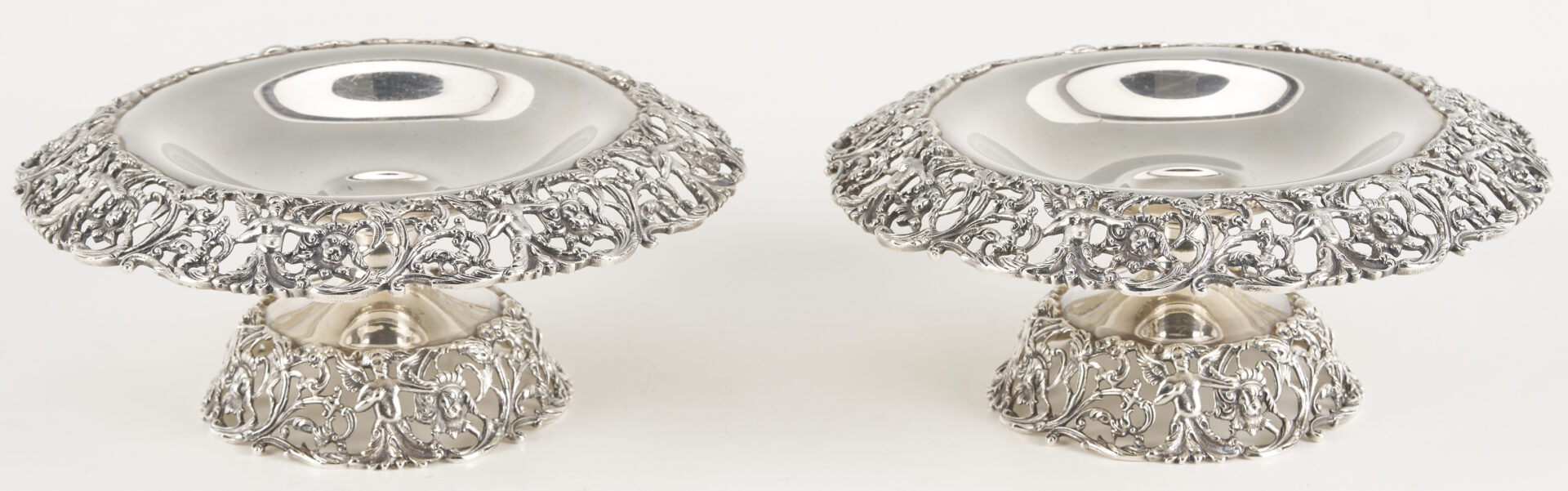 Lot 293: Pair of Durham Sterling Silver Tazzas