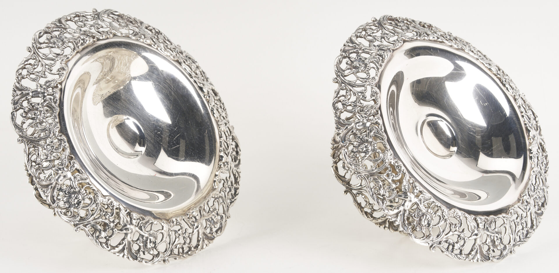 Lot 293: Pair of Durham Sterling Silver Tazzas