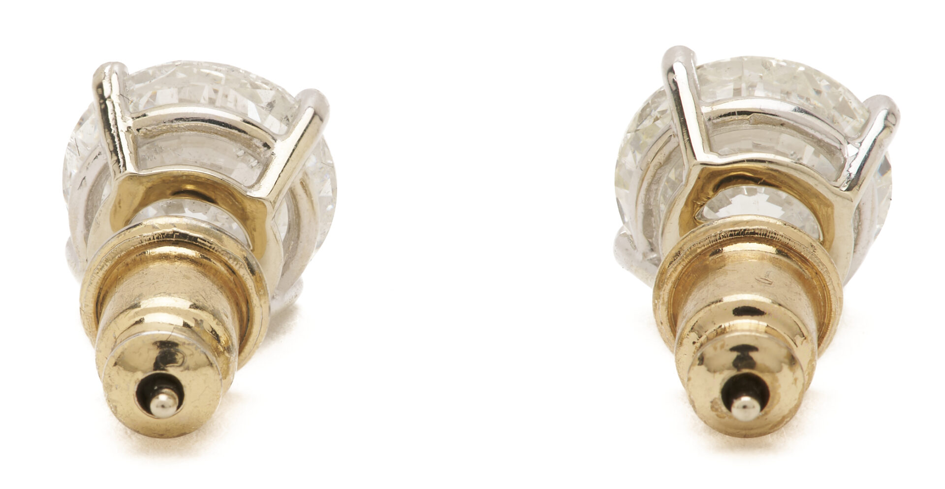 Lot 308: 3.30 Carat Diamond Studs