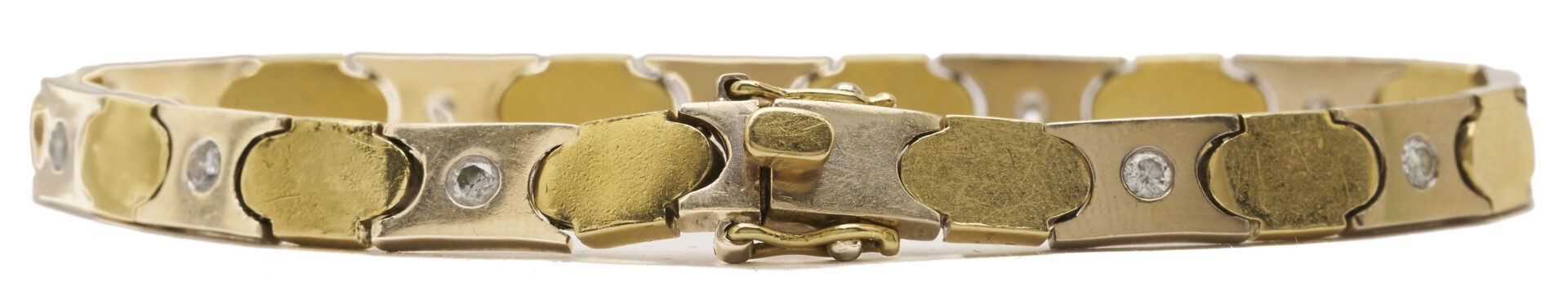 Lot 316: 18K Gold & Diamond X and O Bracelet