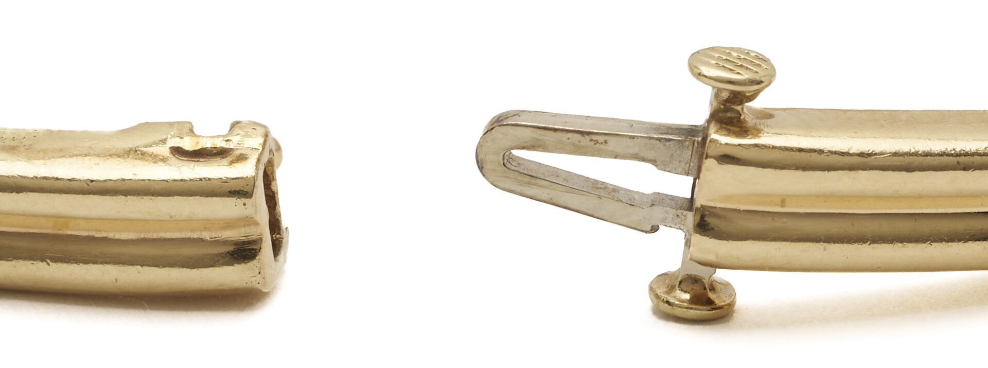 Lot 321: 14K Gold & Diamond Knot Bracelet