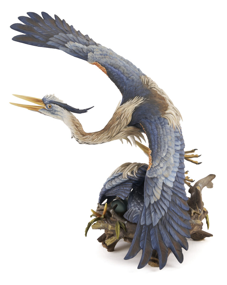 Lot 353: Hutschenreuther Heron Porcelain Sculpture, ‘The Challenge’