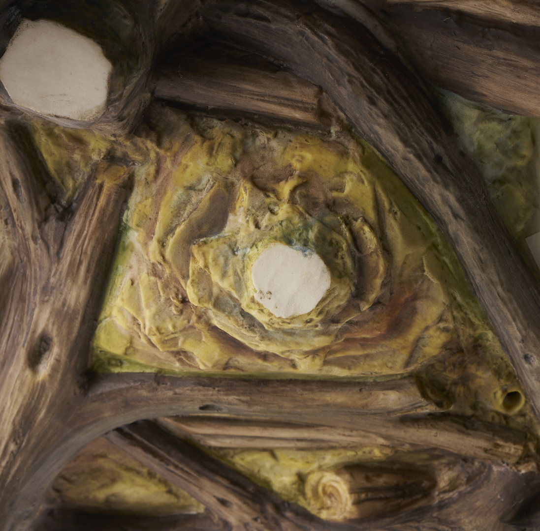 Lot 353: Hutschenreuther Heron Porcelain Sculpture, ‘The Challenge’