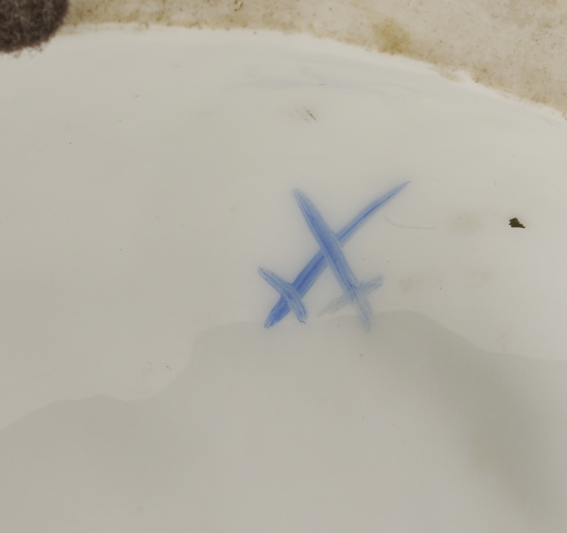 Lot 354: Pr. Large Meissen Standing Figures, Gardener & Lady