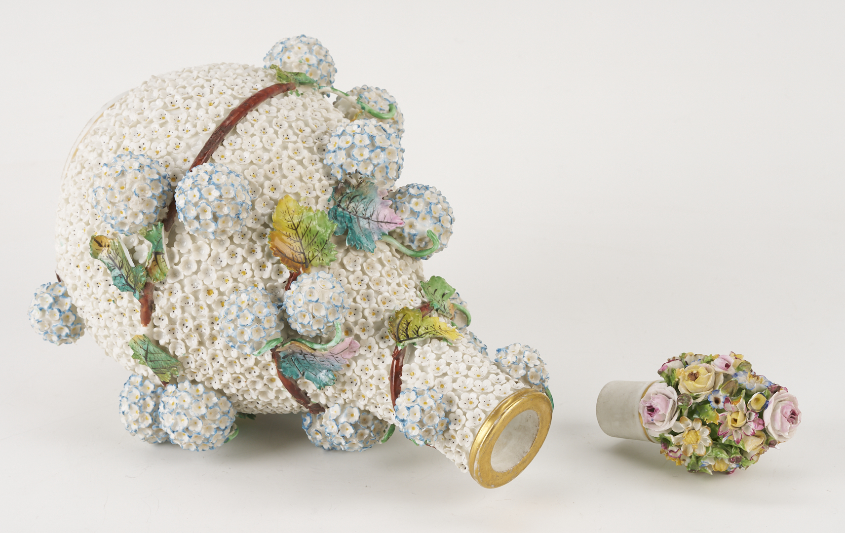 Lot 355: Pr. Meissen or Meissen Style Schneeballen Bottle Vases