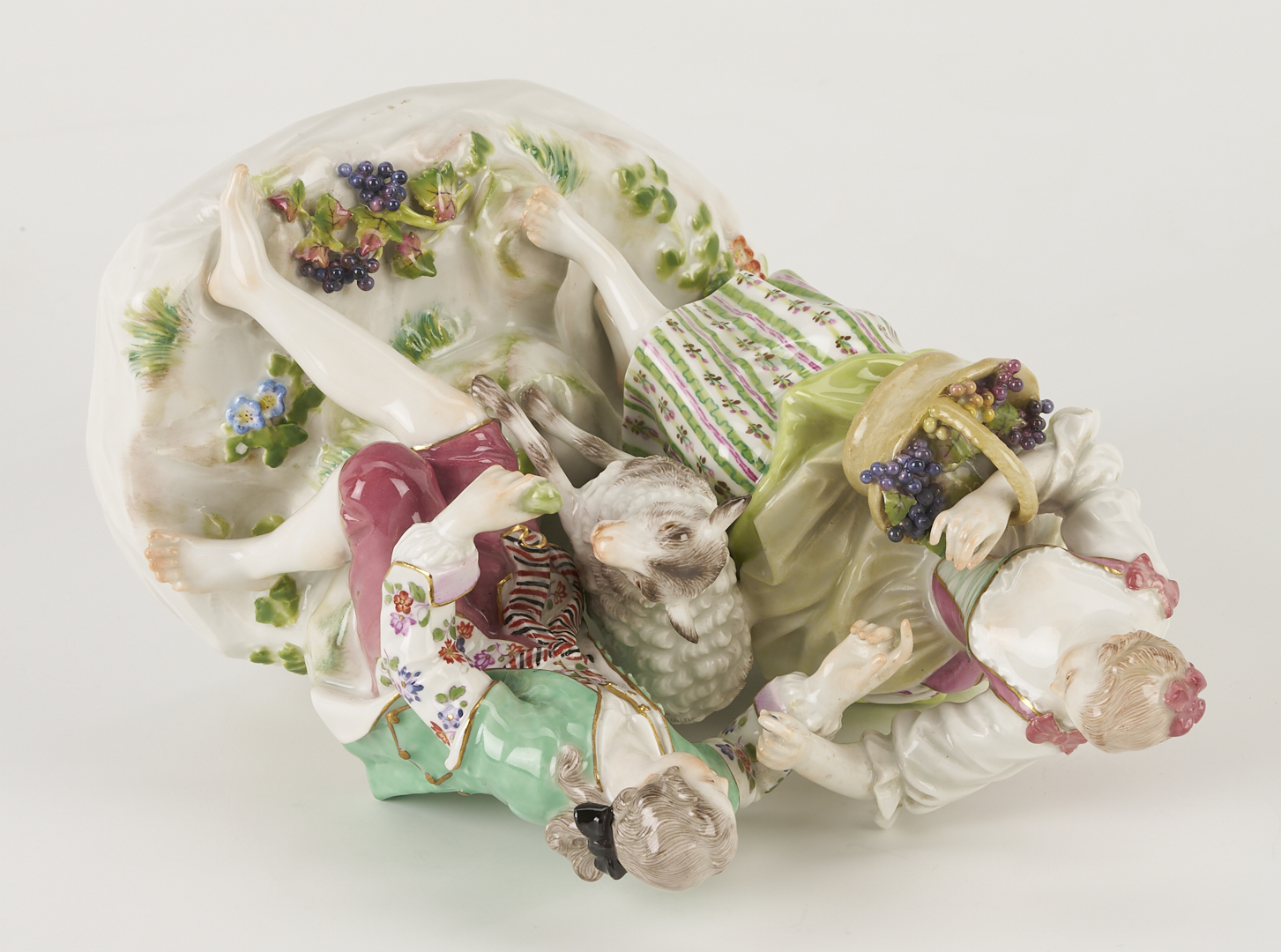 Lot 357: Meissen Porcelain Figural Group, Shepherd & Shepherdess