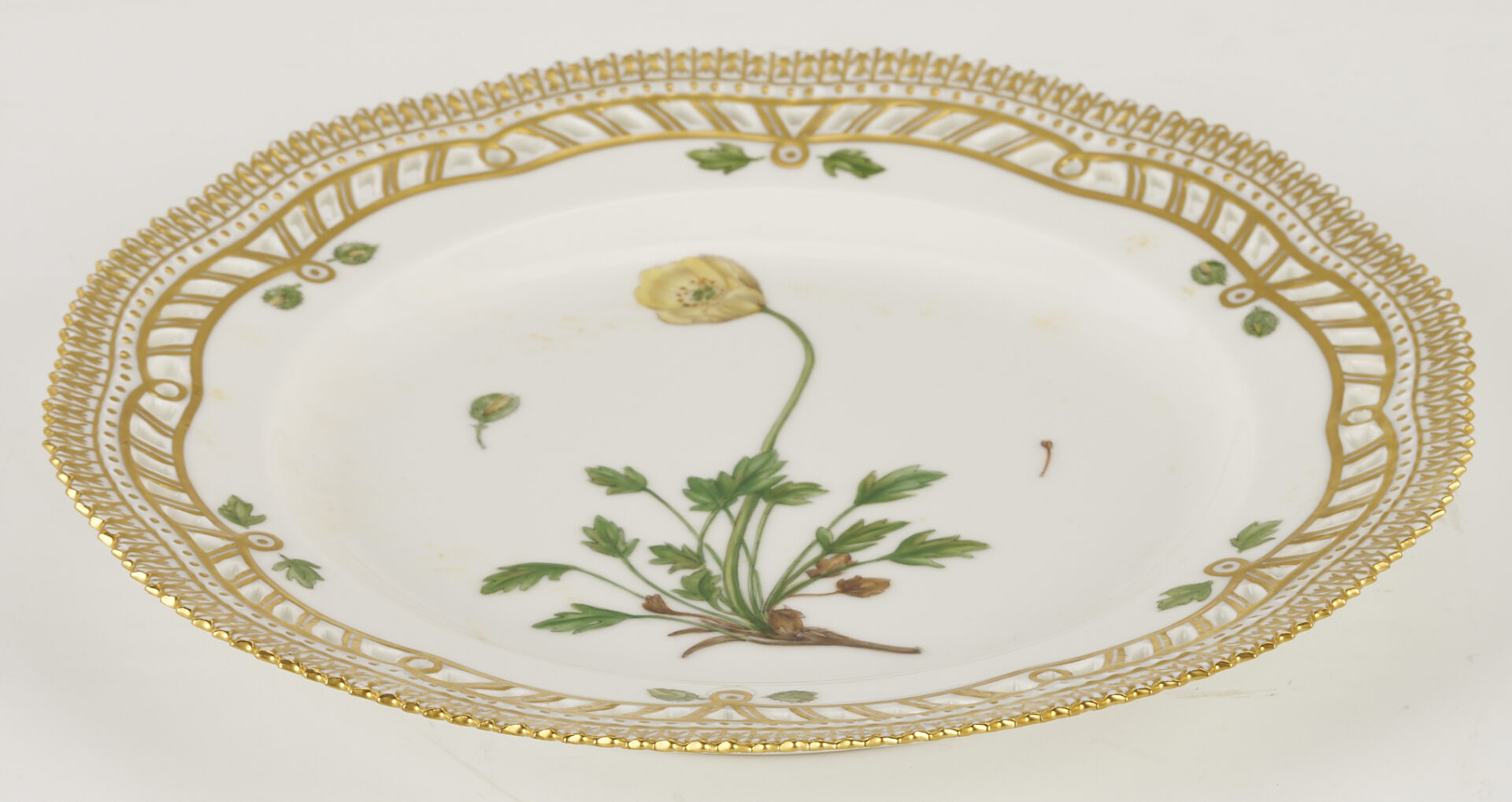 Lot 358: 13 Pieces of Royal Copenhagen Flora Danica Porcelain Dinnerware