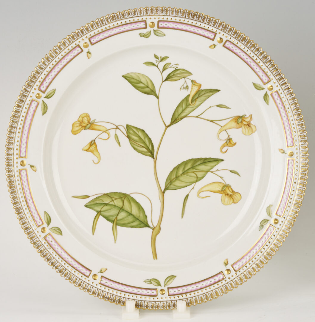 Lot 359: 3 Royal Copenhagen Flora Danica Serving Platters