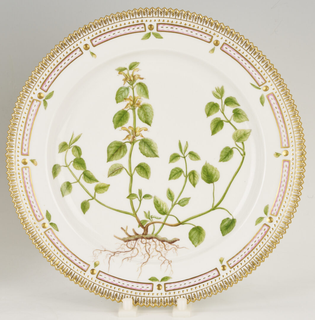 Lot 359: 3 Royal Copenhagen Flora Danica Serving Platters