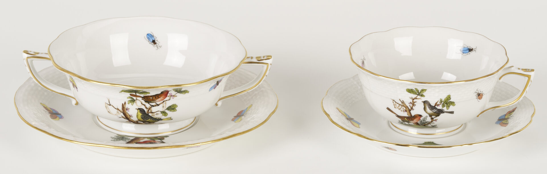 Lot 361: Herend Rothschild Bird Porcelain Dinnerware Service, 69 Pcs.