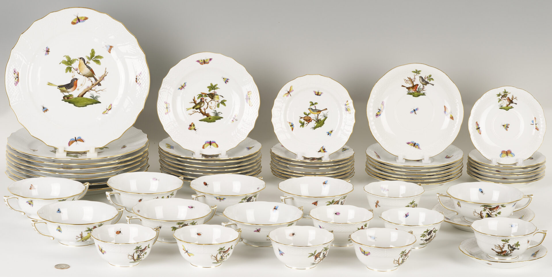 Lot 361: Herend Rothschild Bird Porcelain Dinnerware Service, 69 Pcs.