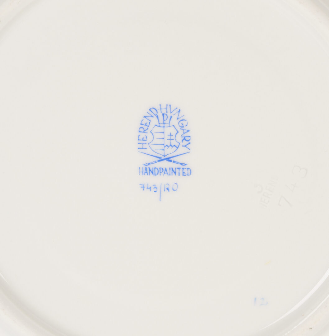 Lot 361: Herend Rothschild Bird Porcelain Dinnerware Service, 69 Pcs.